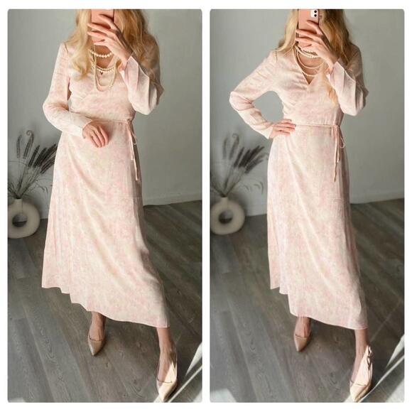 NWT H&M Womens XL Light Pink Floral Modest Calf Length V-Neck Wrap Dress - Picture 1 of 6